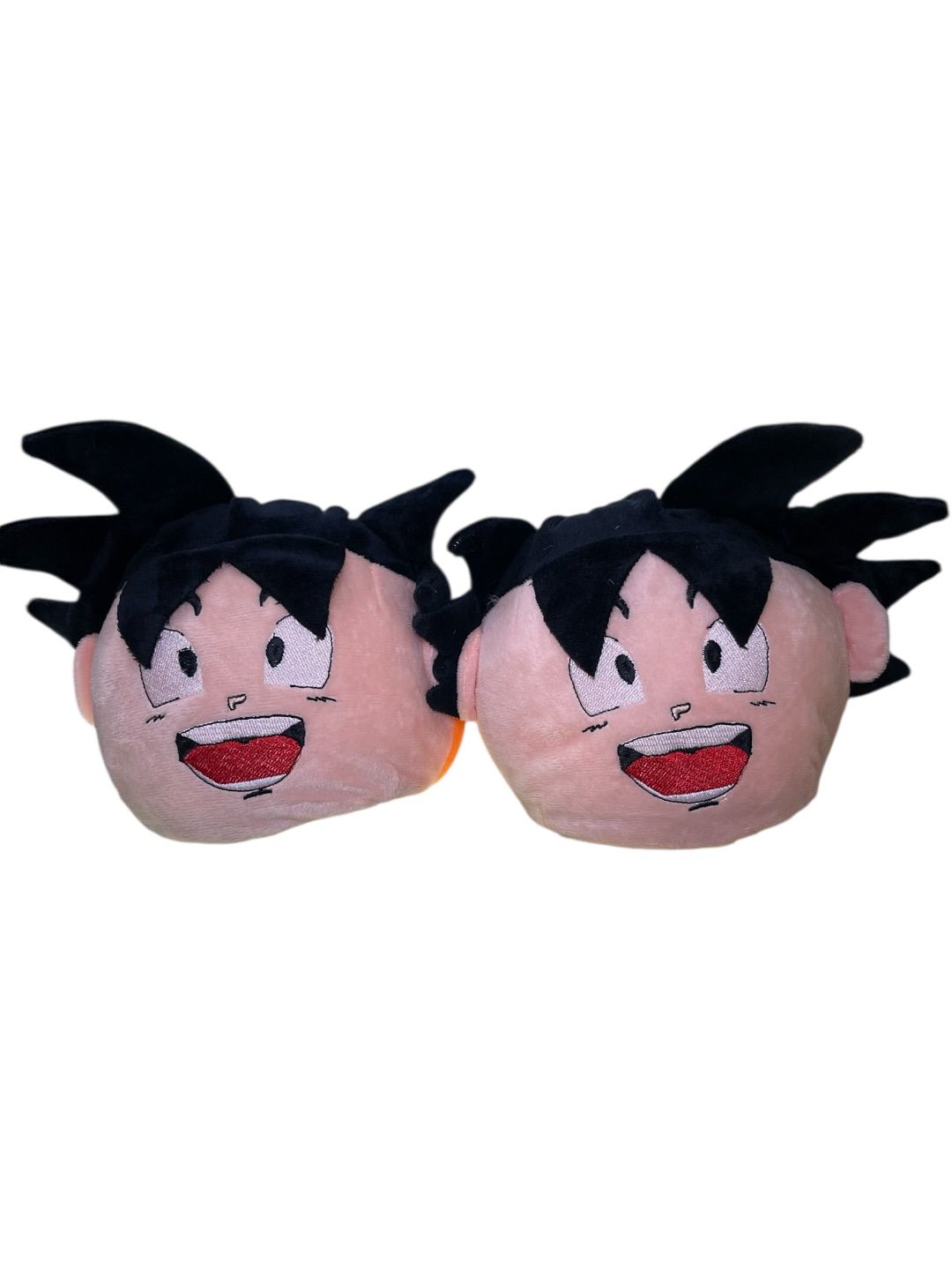 Babuchas De Peluche Goku Dragon Ball Z