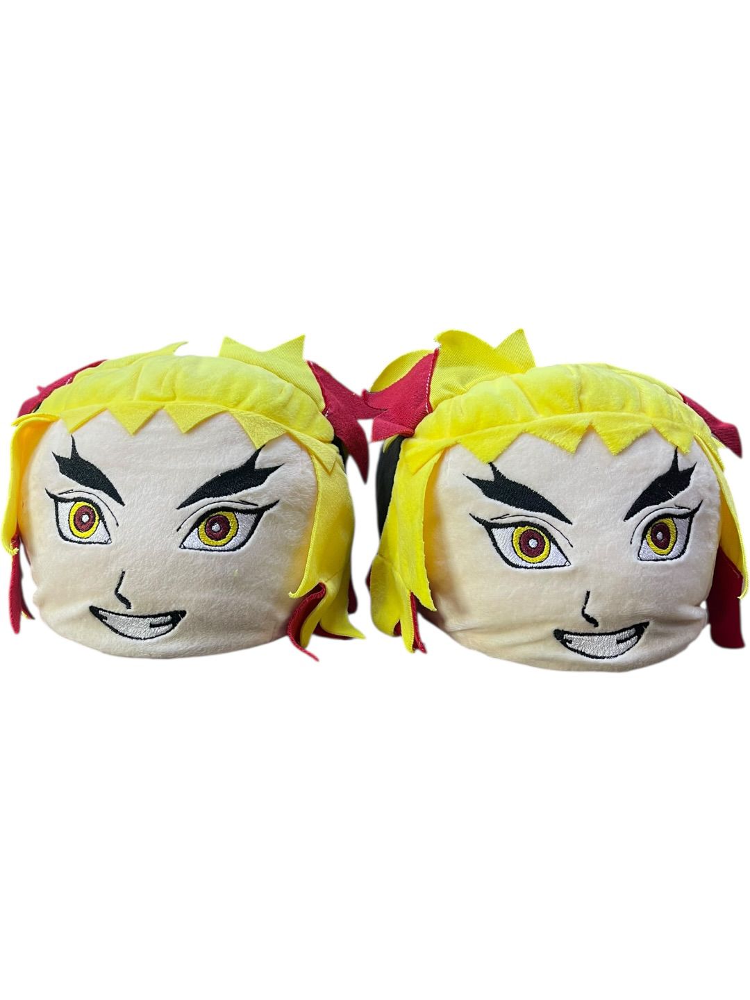 Babuchas De Peluche Kyojuro Rengoku Demon Slayer