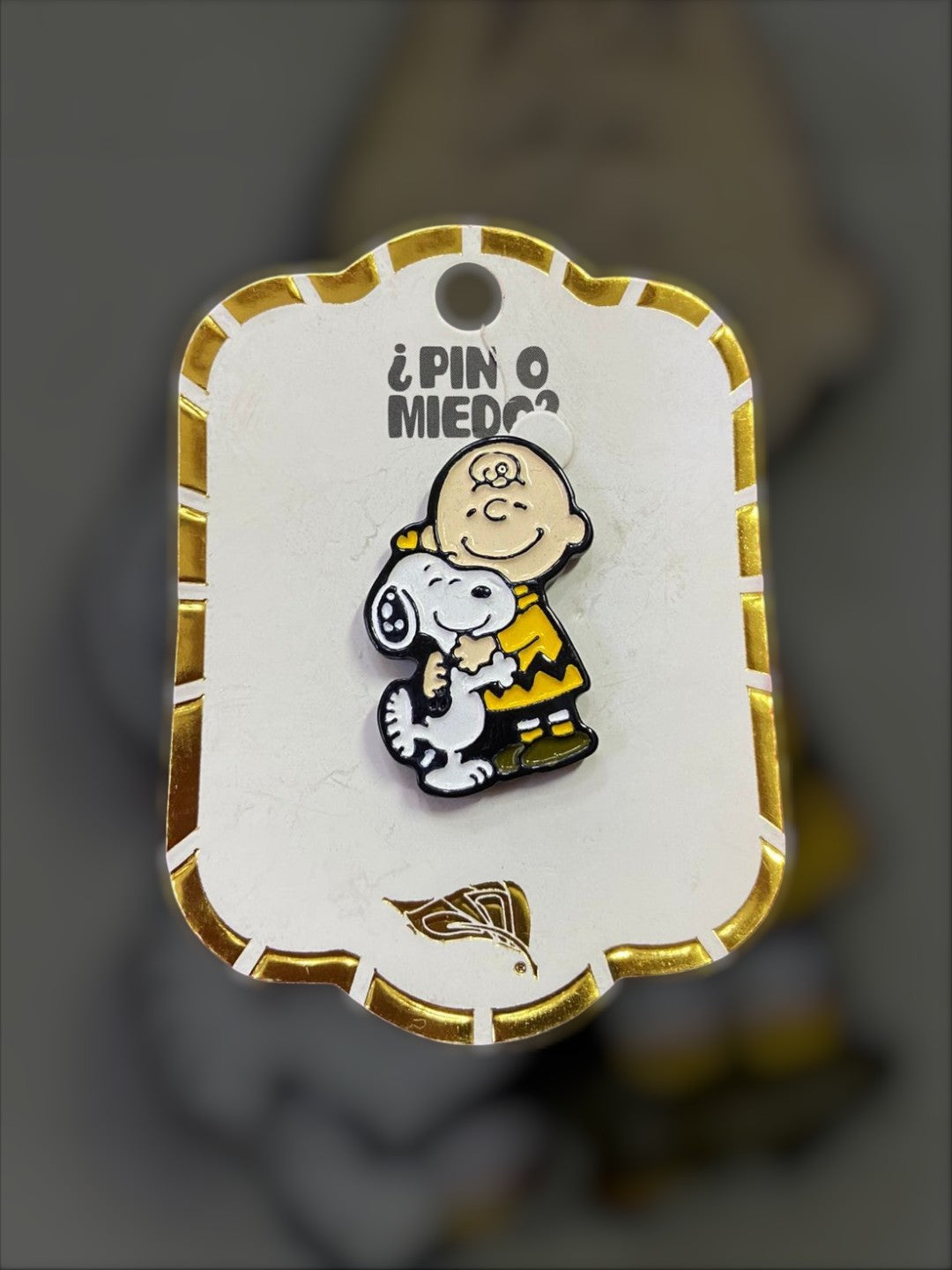 Pin Snoopy y Charlie Brown